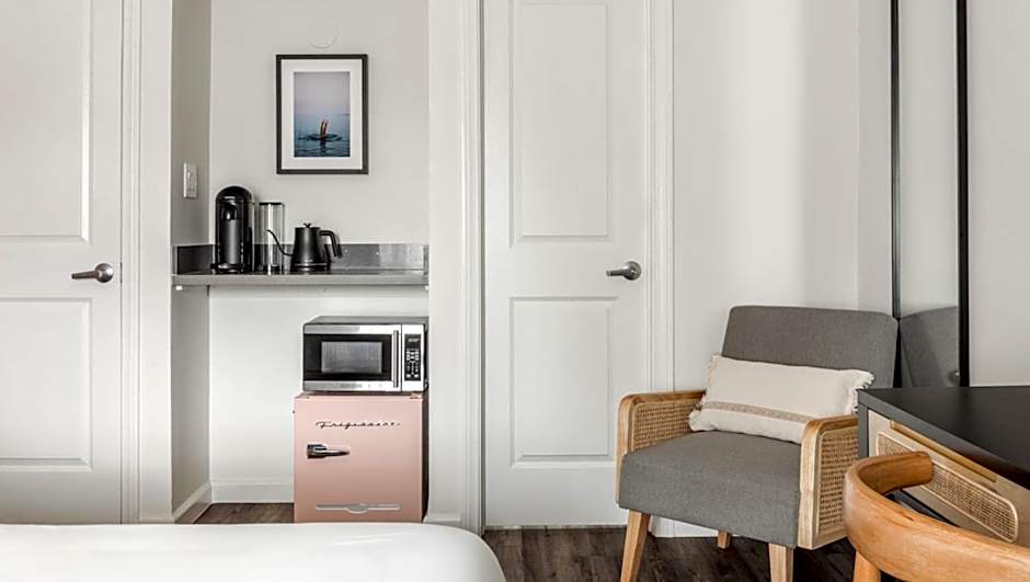 Leland Hotel