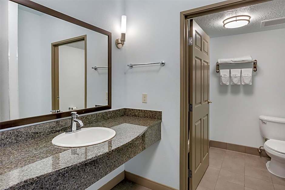 Best Western Plus Gallup Inn & Suites