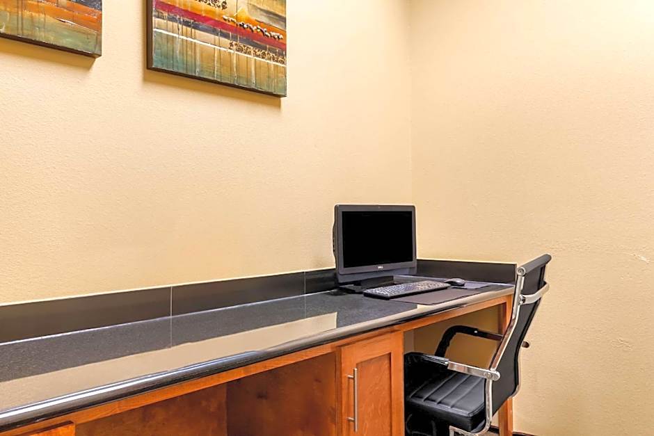 Comfort Suites Katy