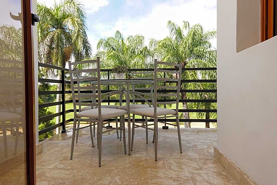 Sybaris Suites & Residences