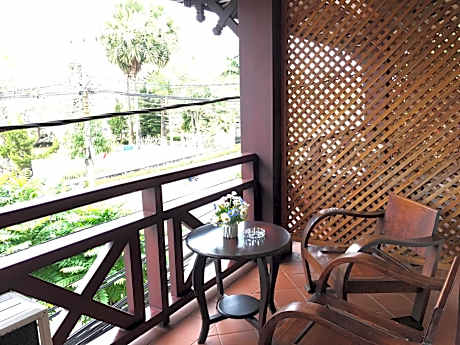 Twin Room with Balcony