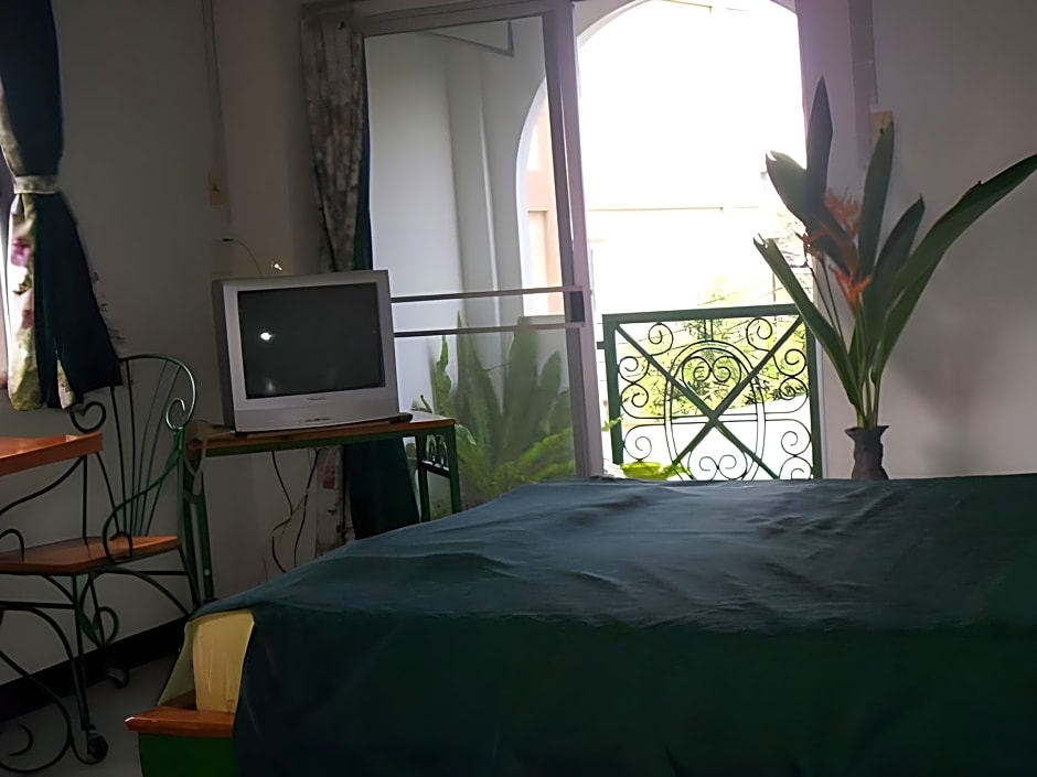 Baan Khun Mae Apartment