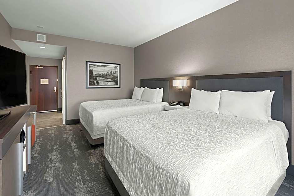 Hampton Inn By Hilton & Suites Spokane Downtown-South