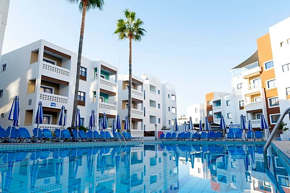 Kefalos Damon Hotel Apartments