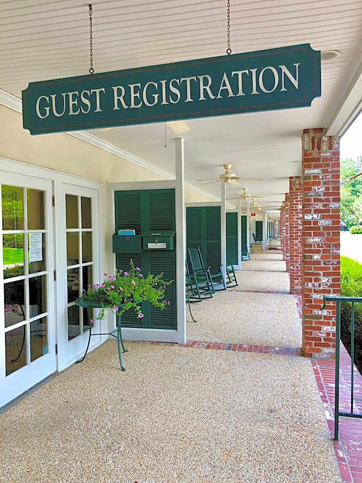 The Lodge at The Bluffs