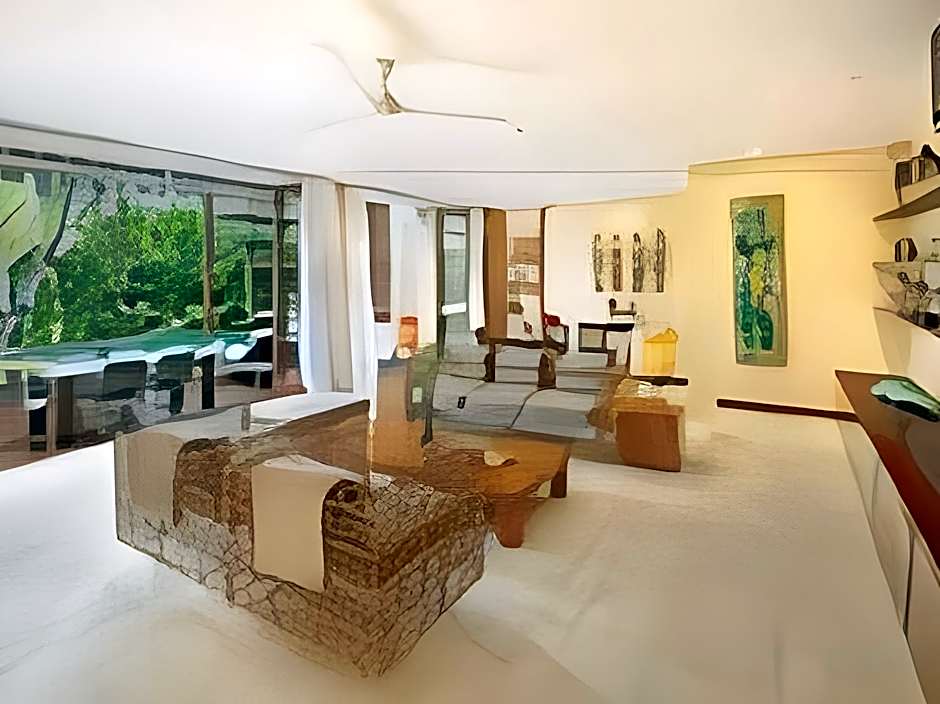The Elysian Boutique Villa Hotel