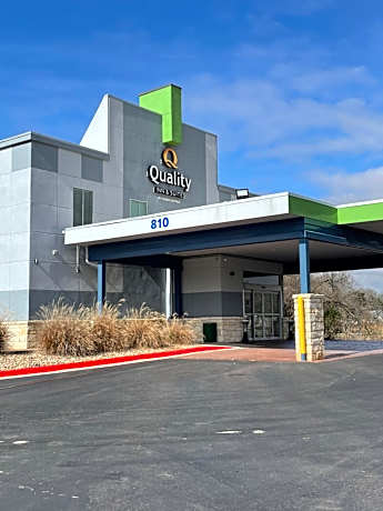 Quality Inn & Suites Elgin