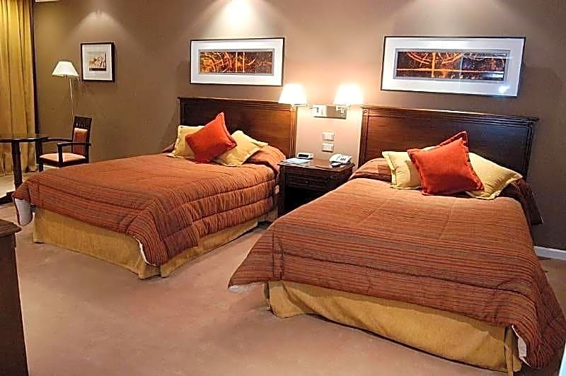 Howard Johnson Sierras Hotel and Casino