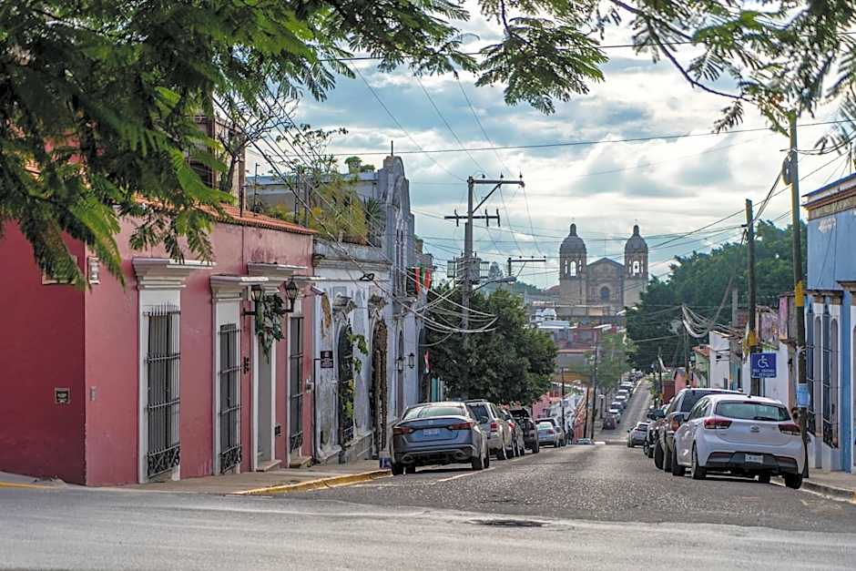Casa de las Flores Hotel