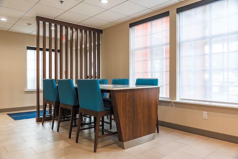 Holiday Inn Express Frazer - Malvern By IHG