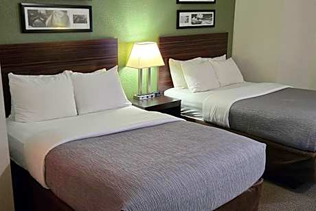 Double Room with Two Double Beds - Non-Smoking