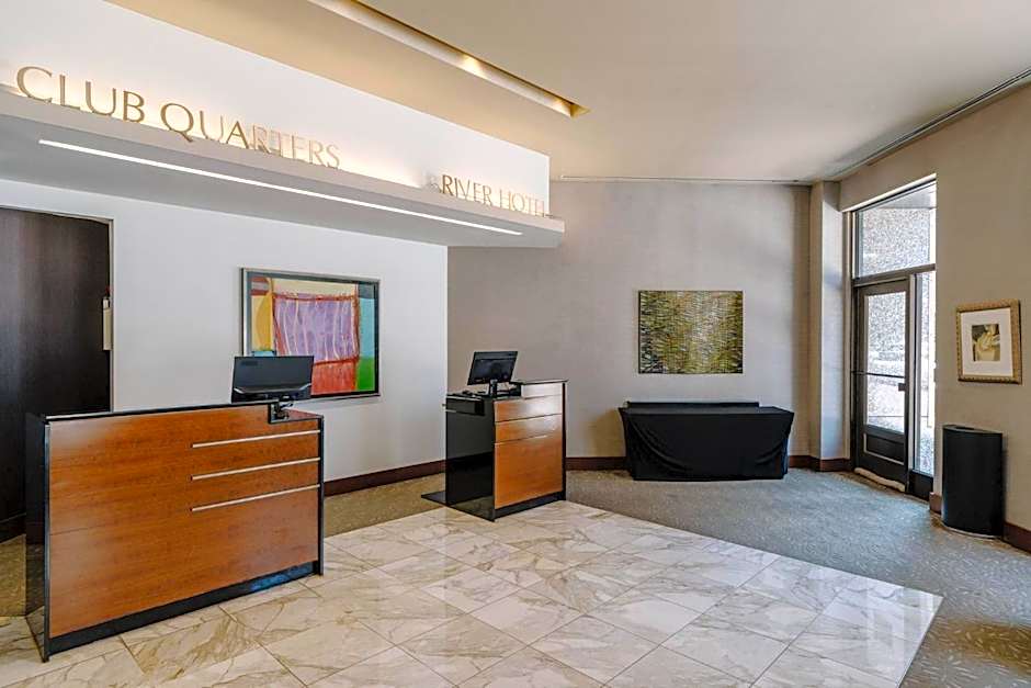 Club Quarters Hotel, Wacker at Michigan