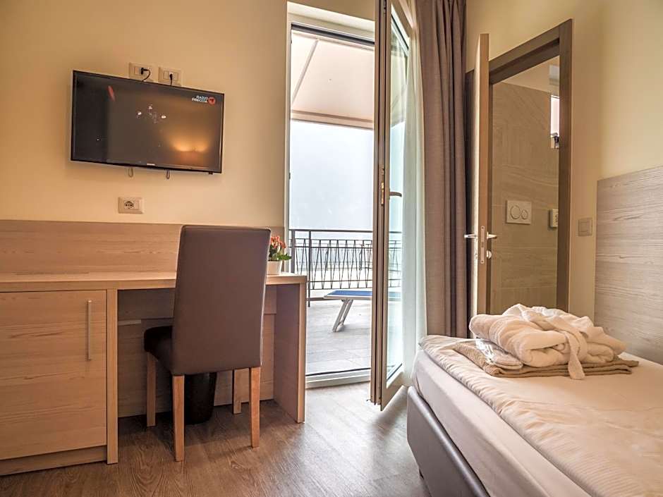 Hotel Capo Reamol