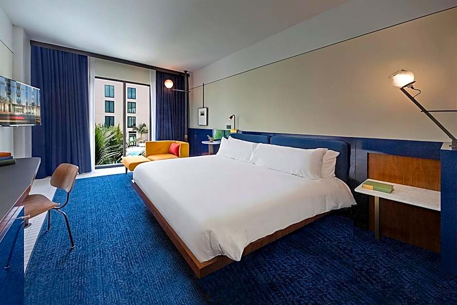 Photo 1 of 7 of Courtyard King Guestroom