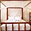 AROYA Boutique Hotel