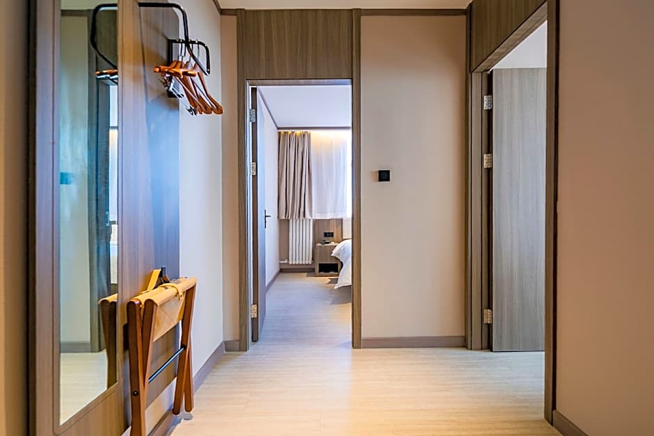 Hanting Hotel Xi'an Wulukou Metro Station