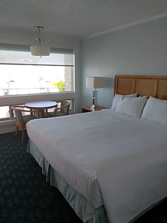 Deluxe Motel Room