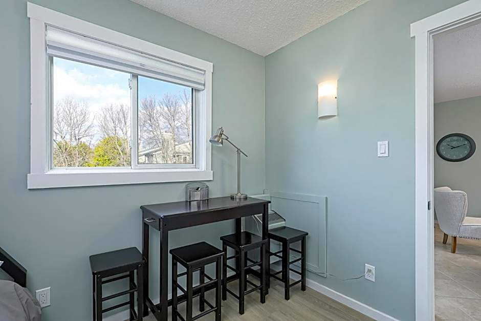 The Alpine - Central Collingwood Condo