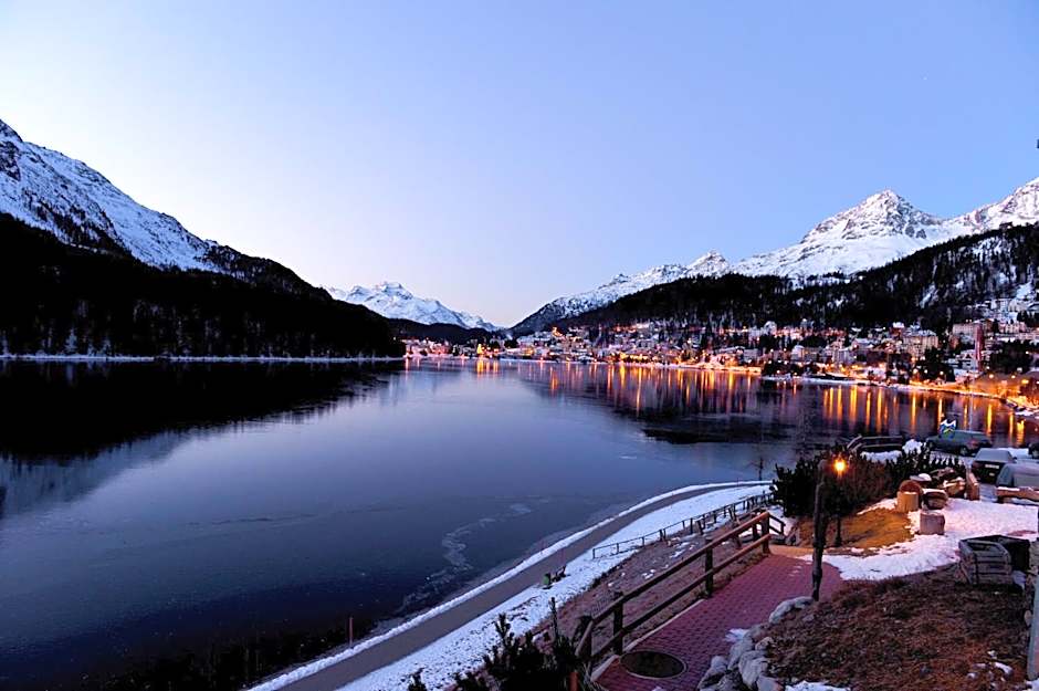 Hotel Waldhaus am See