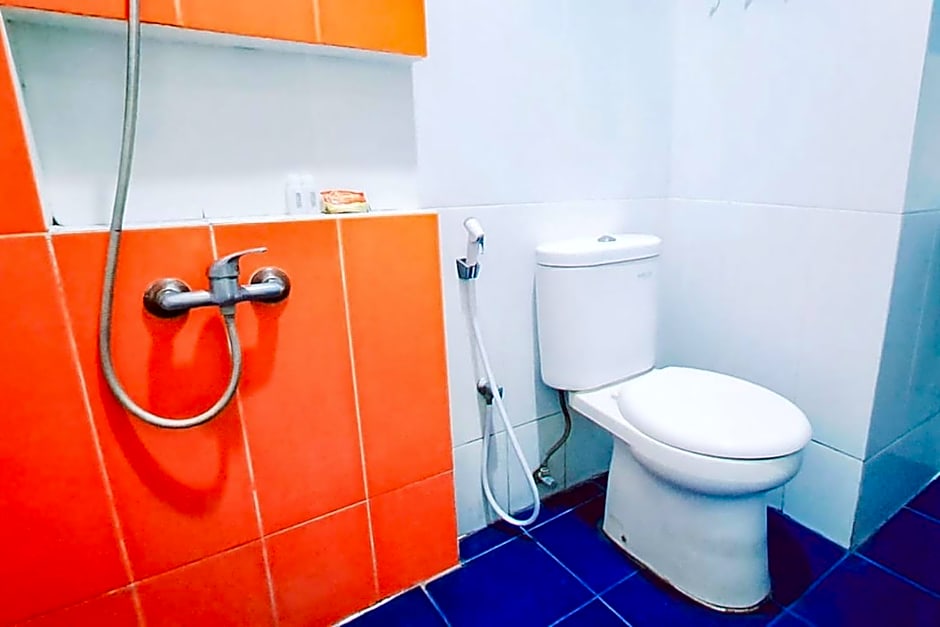 Gading Serpong Hotel Near Stadion Persita Redpartner