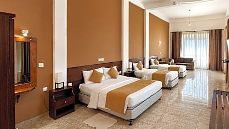 Superior Family Room