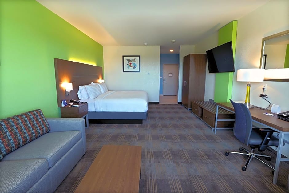Holiday Inn Express & Suites Dripping Springs - Austin Area By IHG