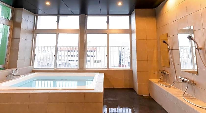 CABIN and HOTEL CONSTANT NAHA