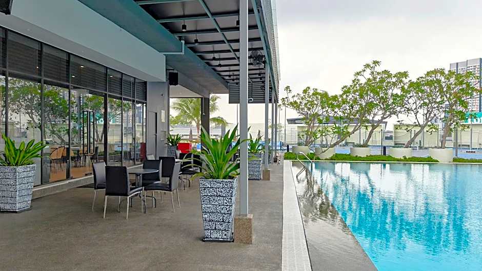 Premiere Hotel - Complimentary Shuttle to Klang Wholesale Market
