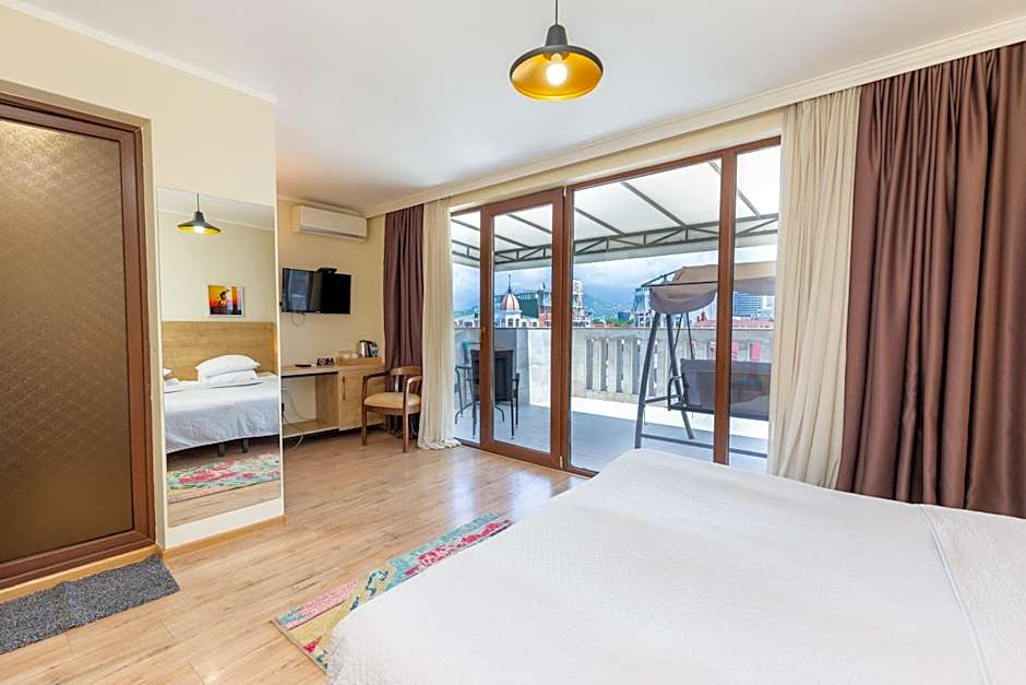 Hotel N16