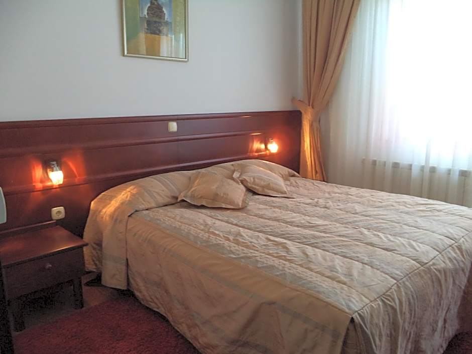 Hotel Dva Bisera