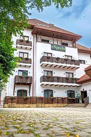 Expecto Apartments