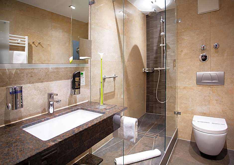 Tiptop Hotel Burgschmiet Garni