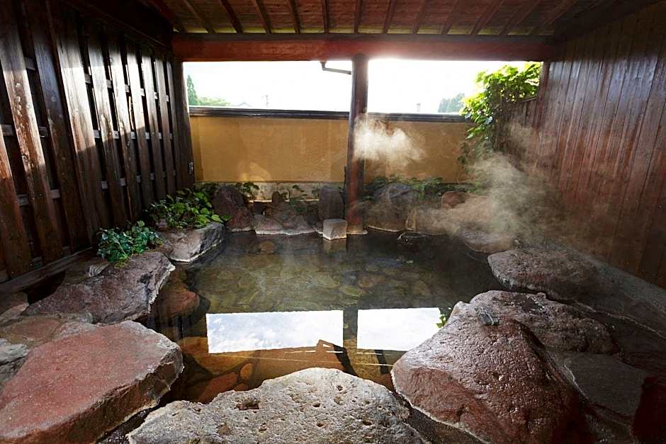 Yufuin Ryokan Nogiku