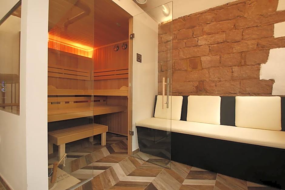 Amelie No 1 Hotel & Appartements