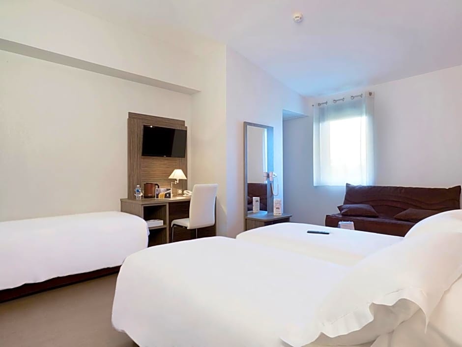 Kyriad Saint Chély d'Apcher - Aire de la Lozère