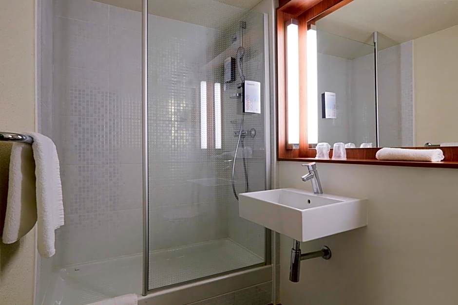 Campanile Saint-Étienne Nord La Terrasse