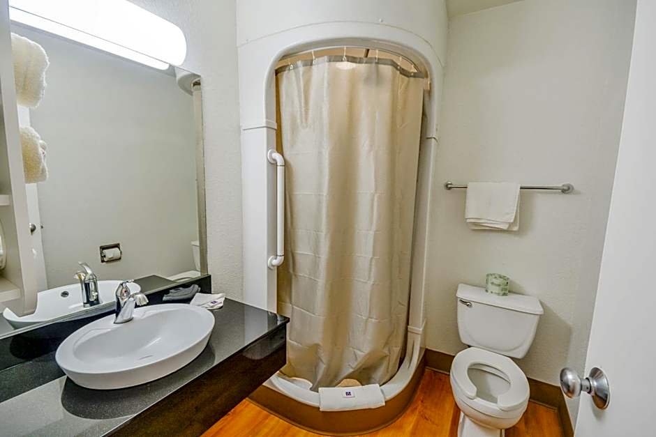 Motel 6-Huntsville, TX