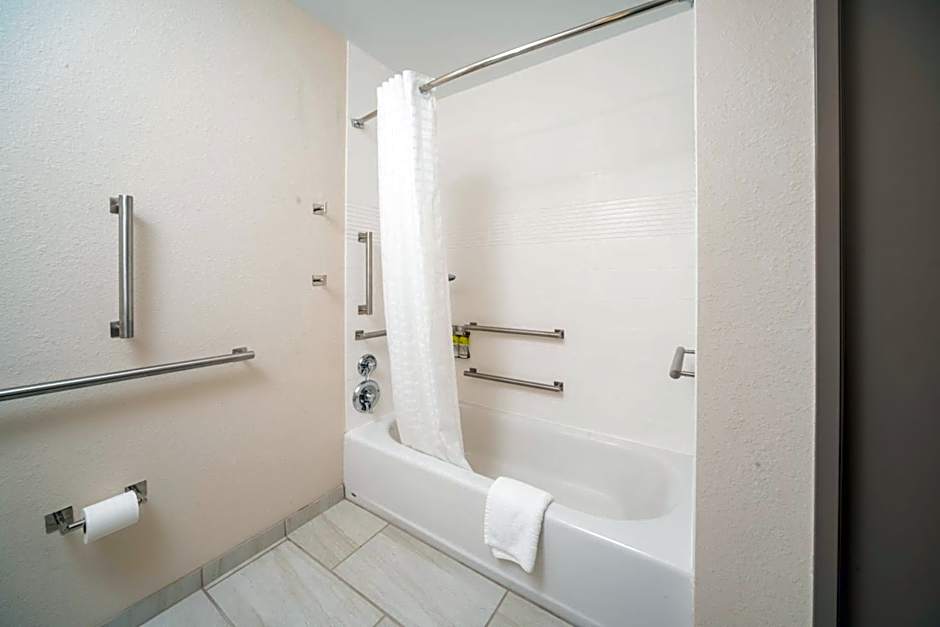 Photo 1 of 6 of Studio 1 Queen Bed Suite, Mobility Accessible, Bathtub