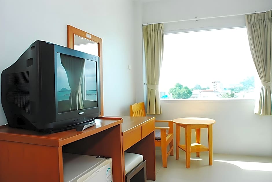 Prachuap Beach Hotel