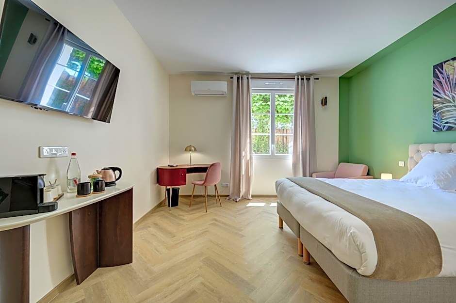 Hotel Le Blason de Provence