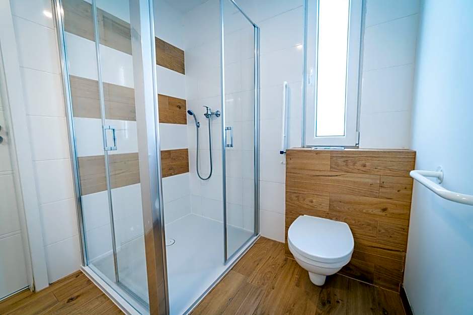 Velo Camp nad jeziorem Dadaj