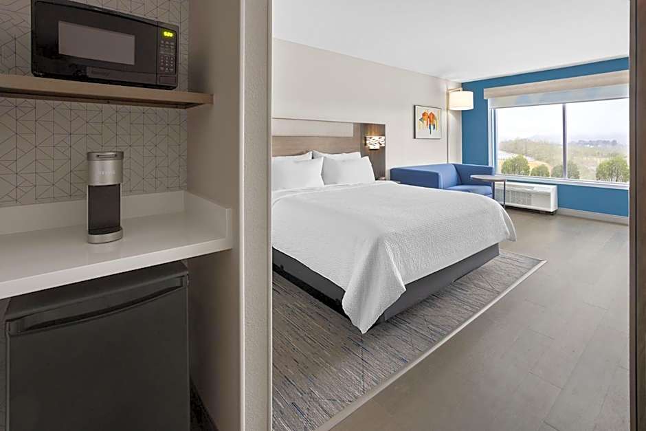 Holiday Inn Express And Suites Waynesboro East By IHG