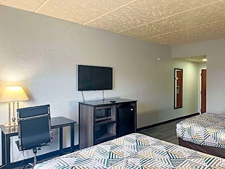 2 Queen Beds | Non-Smoking, Micfridge