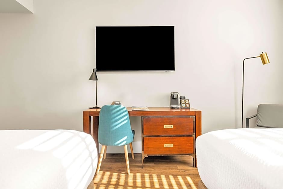 Hotel Petaluma, Tapestry Collection by Hilton