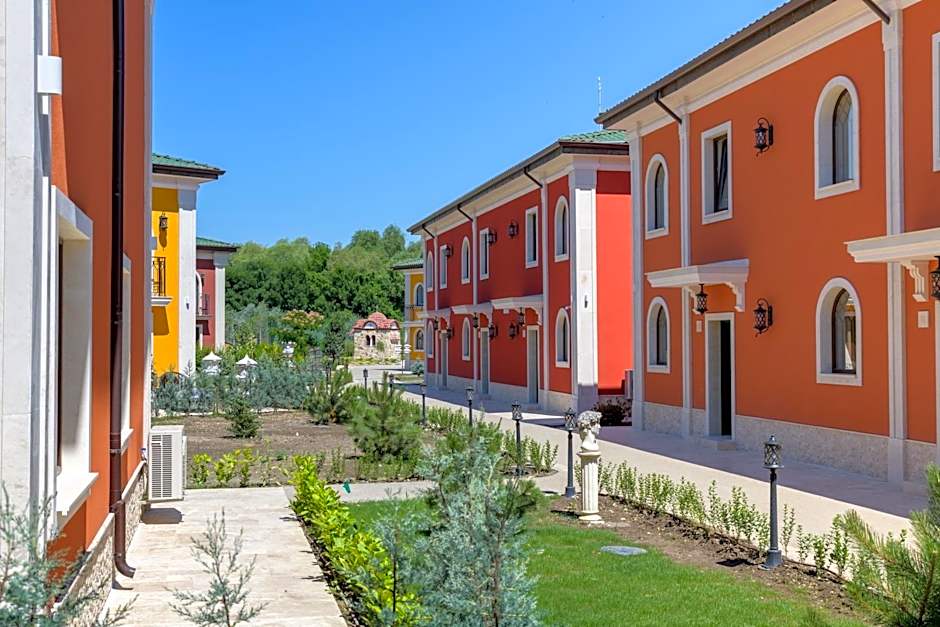 Villas for 4 or 6 Adults in Therma Village - SPA Mineral Pool & All inclusive & Free Parking