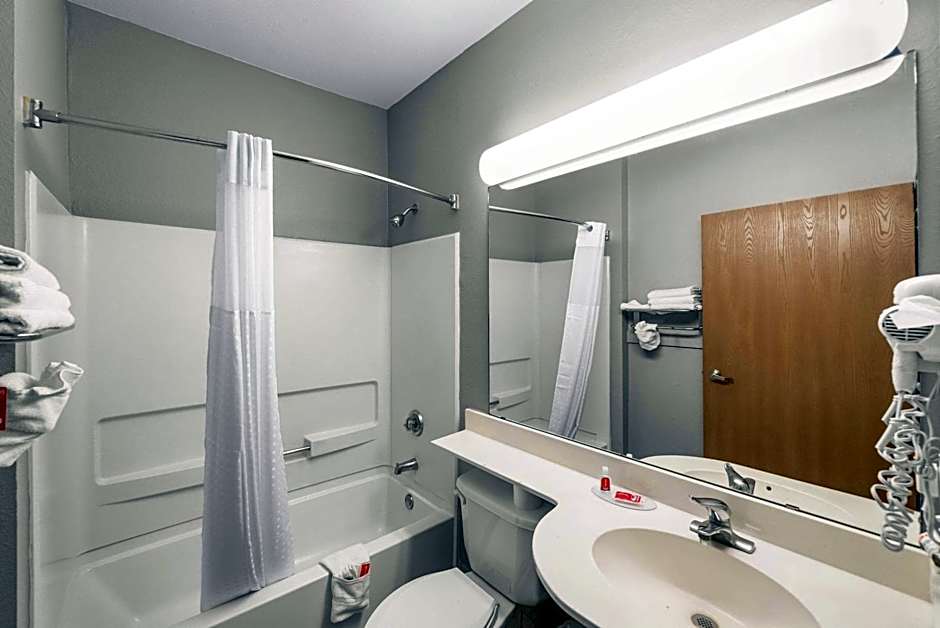 Econo Lodge Inn & Suites Mesquite - Dallas East