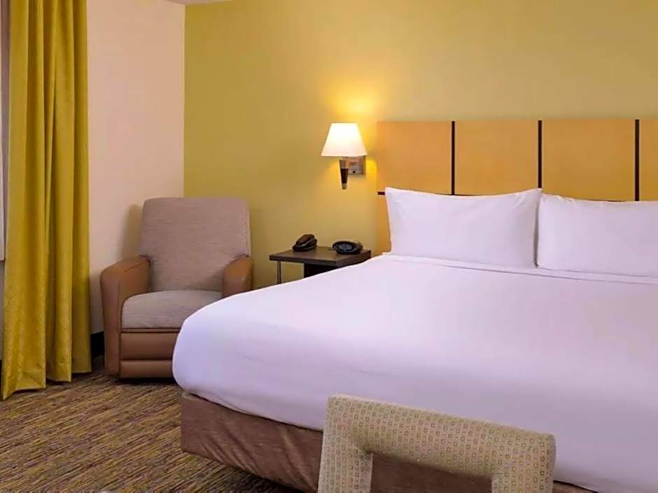 Candlewood Suites Jefferson City By IHG