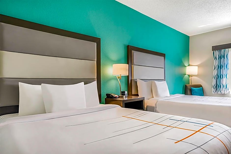 La Quinta Inn & Suites by Wyndham Batavia