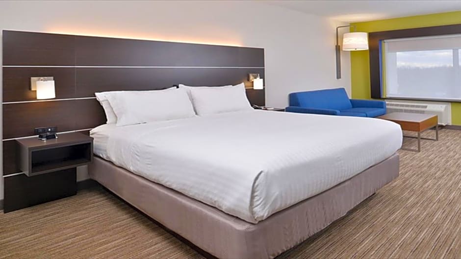 Holiday Inn Express & Suites Parkersburg East By IHG