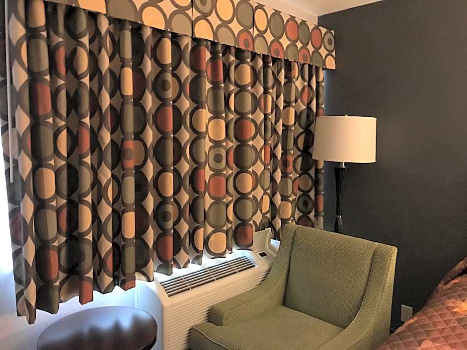 Budget Inn & Suites